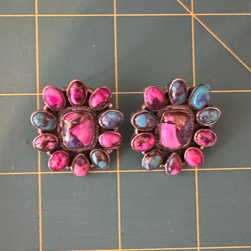 Spiny Oyster Pink and Turquoise Stone Cluster Stud Earrings - Picture 2 of 4